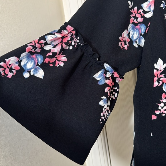 LANE BRYANT Black Floral Open Jacket Size 14 / 16 Bell Sleeves - Picture 4 of 6